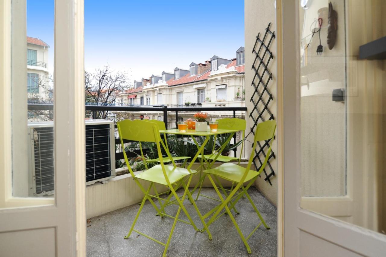 Mini Suite Miro Five Stars Holiday House Nice Exteriör bild