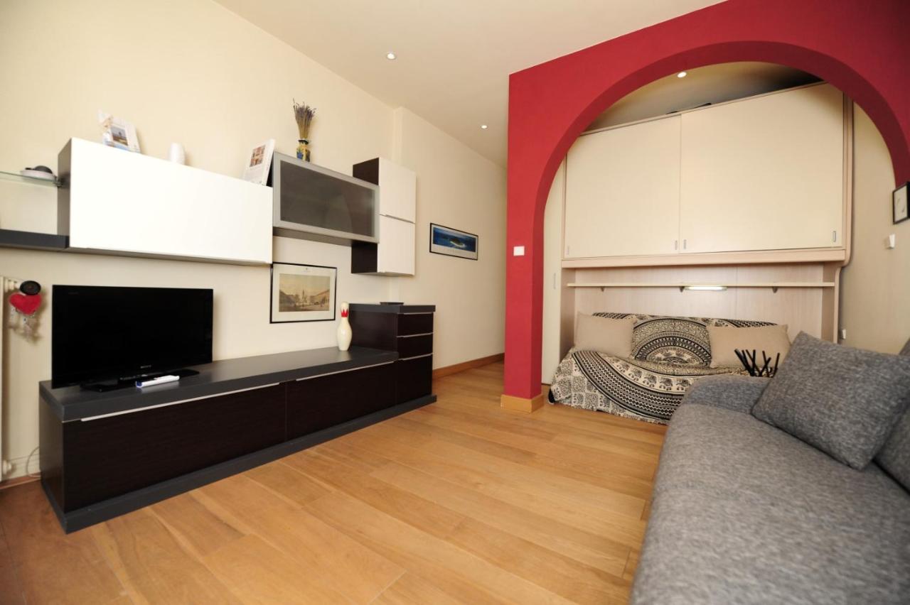 Mini Suite Miro Five Stars Holiday House Nice Exteriör bild