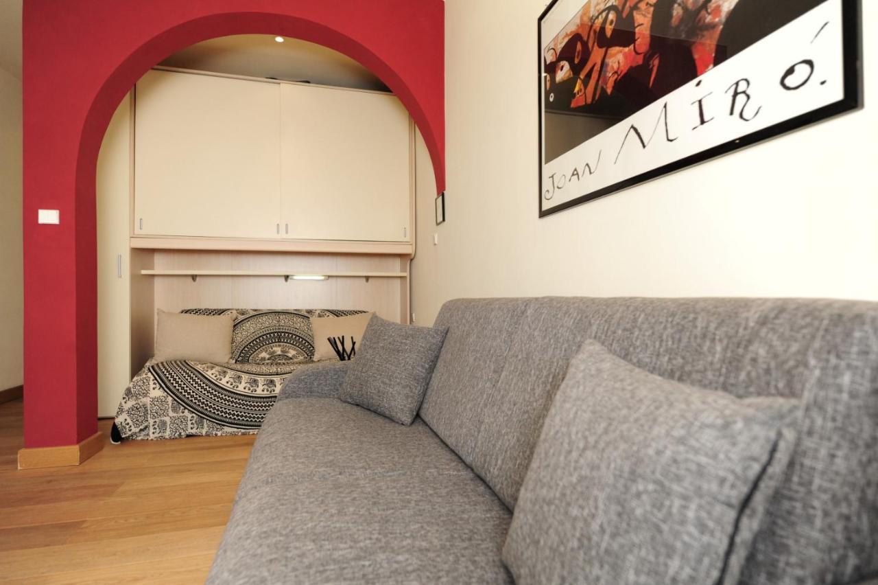Mini Suite Miro Five Stars Holiday House Nice Exteriör bild